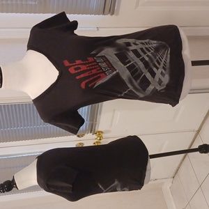 4/$60 Black Chicago Skydeck Tee - Size Medium (Women)